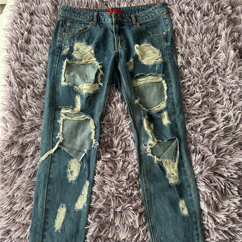 Ripped jeans